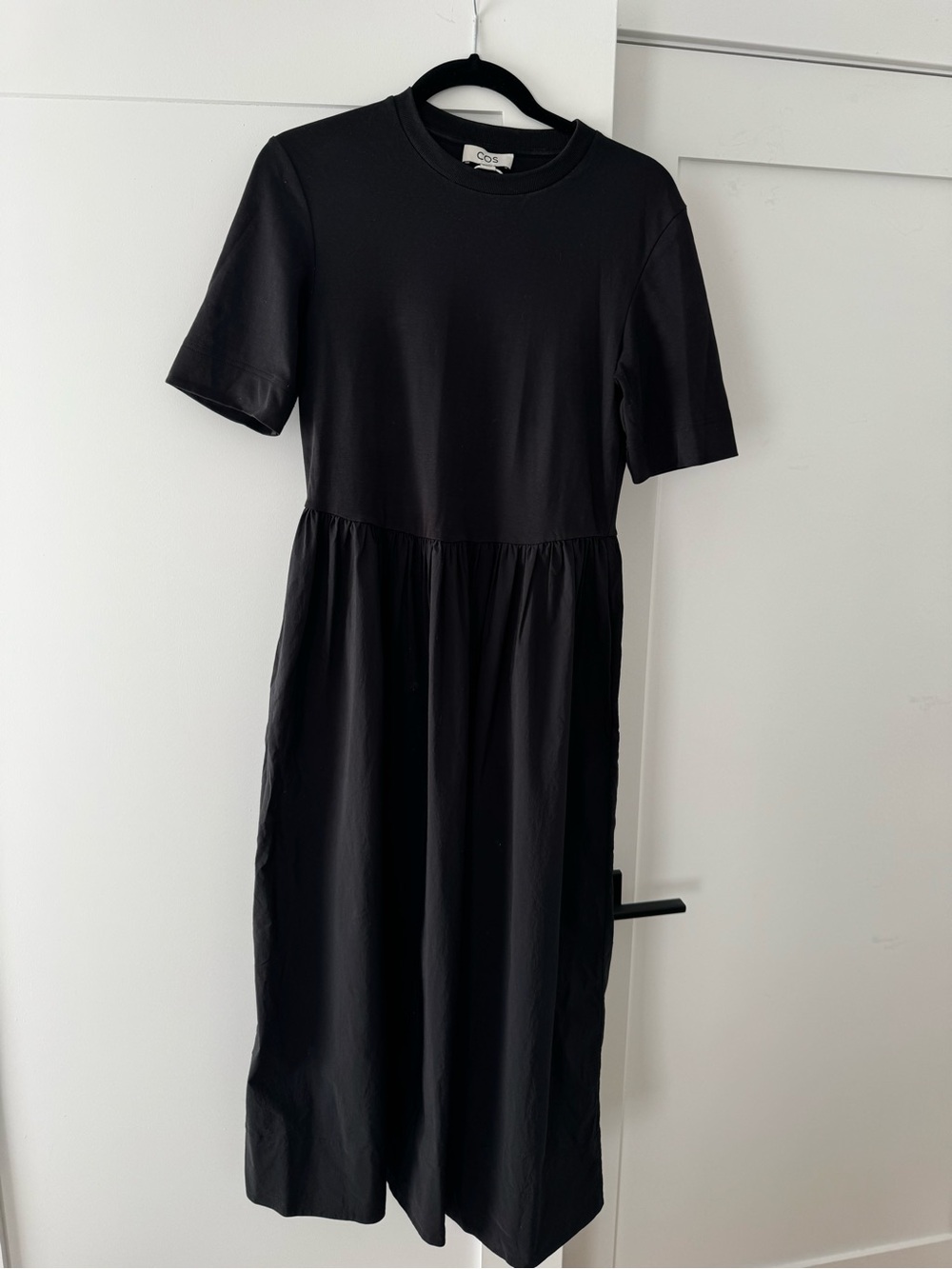 COS Black Short-Sleeve Gathered-Waist Midi Dress